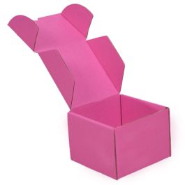 Colour Mailer Box - Magenta - 4 x 4 x 1"